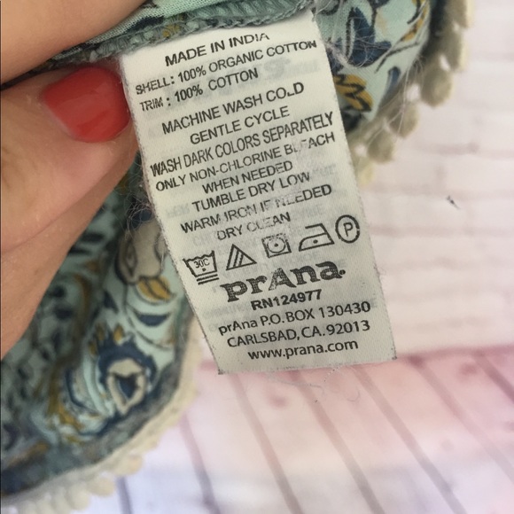 Adorable Boho Prana Crochet Top Tank - Picture 9 of 9